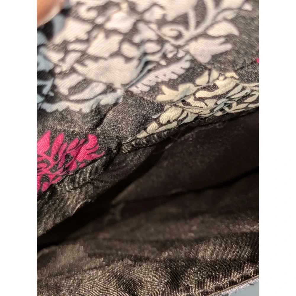 Vera Bradley Quilted Messenger Laptop Bag Pink Gray Black Floral 15x12x4